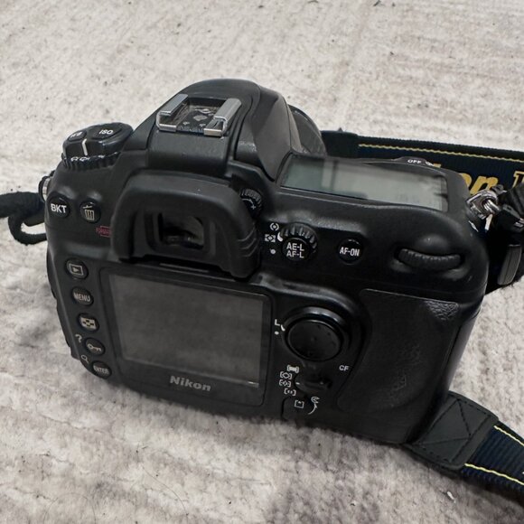 Nikon D200 Camera for SALE! - Picture 1 of 3